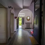 Evelina Villa