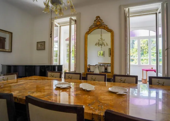 Evelina Villa Travedona