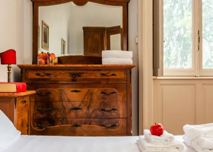 Evelina Villa Travedona