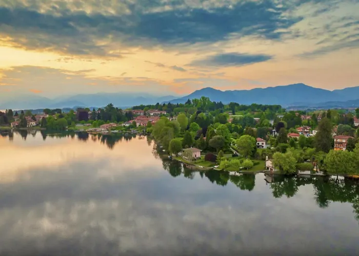 Evelina Villa Travedona